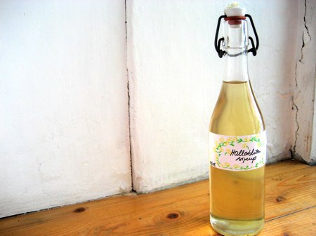 Holunderblütensirup